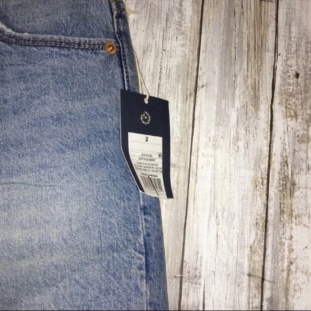 NWT Universal Thread High Rise Vintage Stretch Shorts - Picture 3 of 6